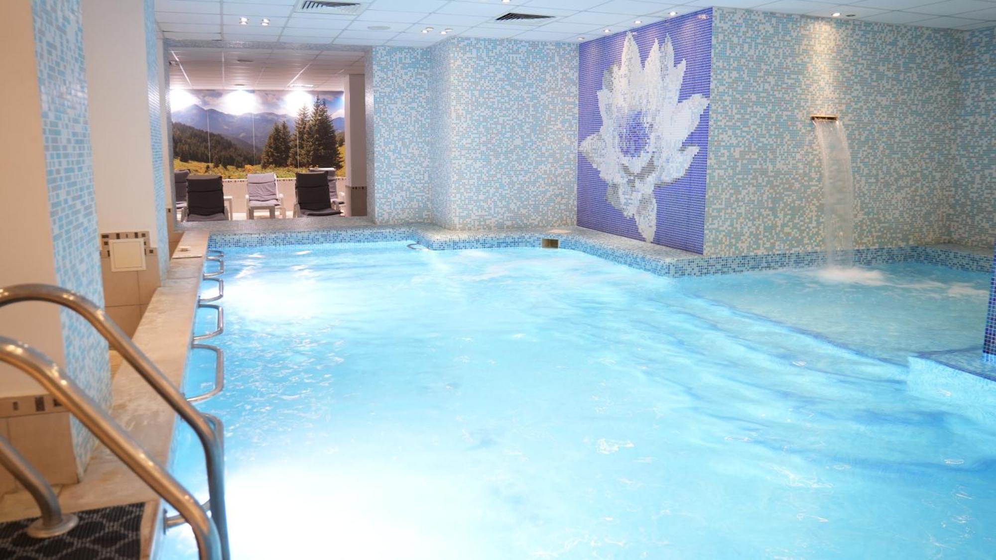 Balneo Comlex Medica Narechen Hotel Narechenski Bani Exterior photo